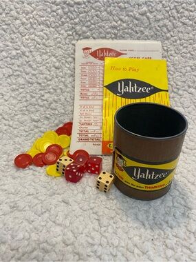 Yahtzee Vintage 1961 Dice, Cup, Score Pads & Bonus Chips & instruction book